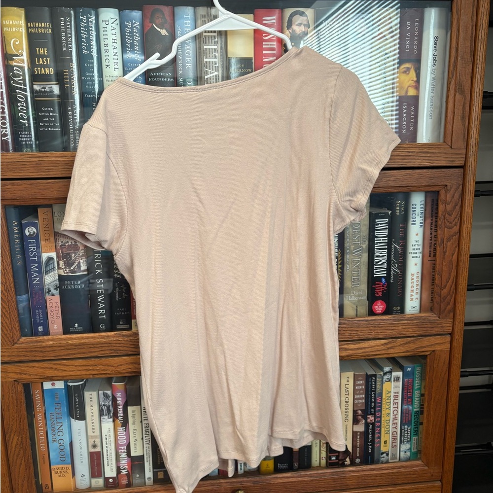 Torrid Rib Cinched V-Neck Tee NWT - Picture 6 of 7